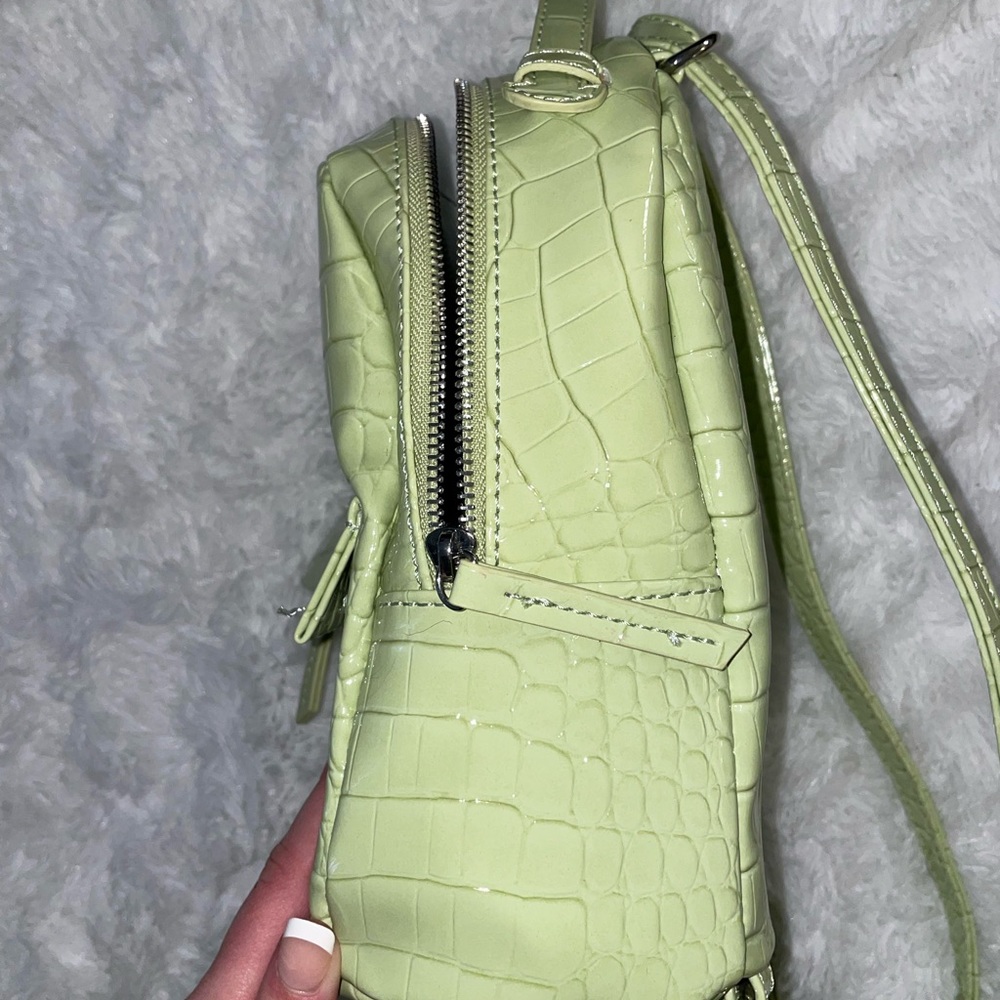 Light green mini backpack - Picture 5 of 8